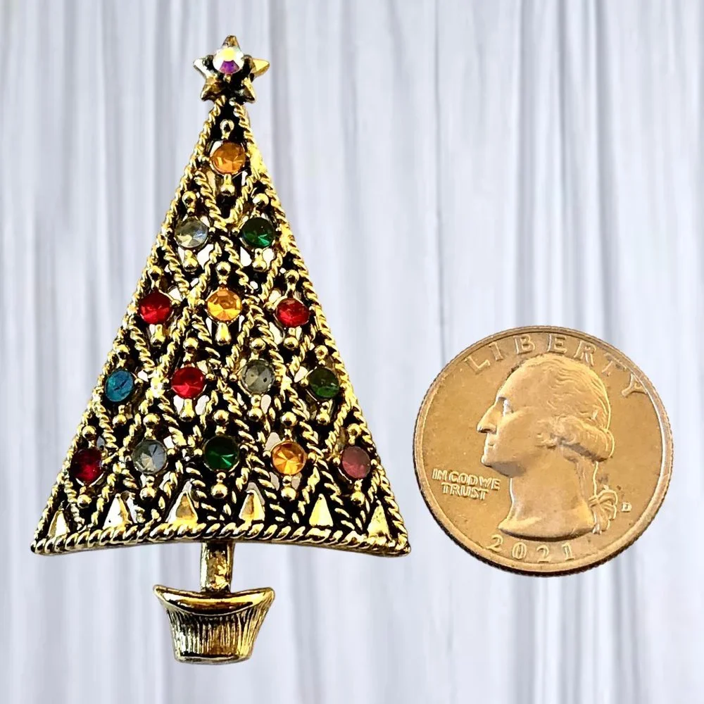 HOLLYCRAFT Vintage Christmas Tree Brooch Pin Multi-Color Rhinestones Signed